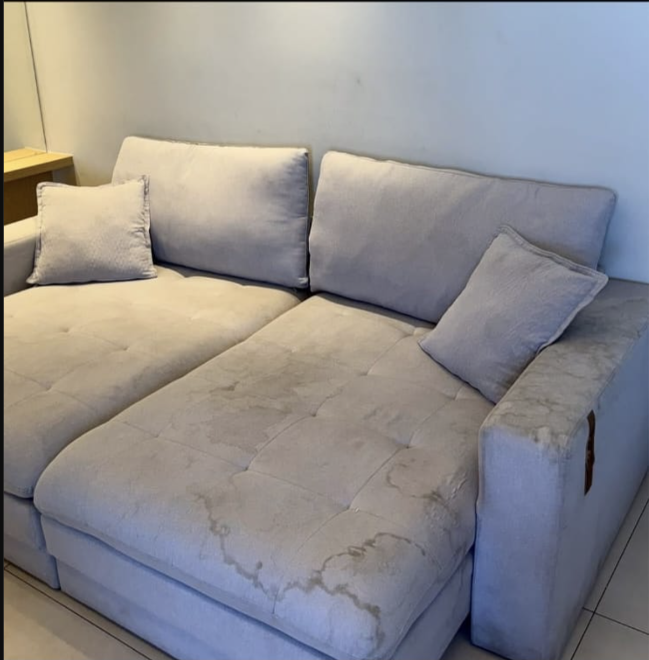 Sofá antes da higienização